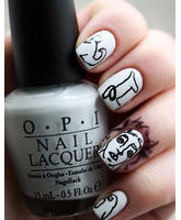 Esmaltes neutros: blanco, negro, gris y crema Opi