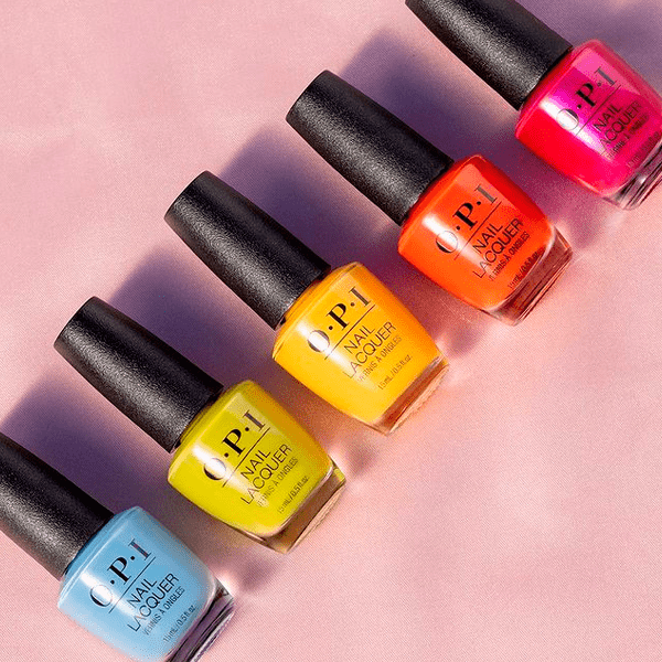 Esmaltes de Uñas O·P·I Foto de un bodegón de esmaltes de uñas nail laquer de la marca O·P·I